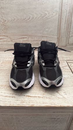 Nike V5 RNR Size 8.5