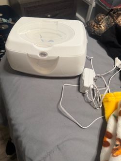 Wipe warmer