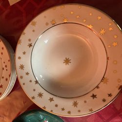Gold Star Place Setting