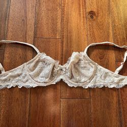 Nude Victoria Secret Bra, 32DD