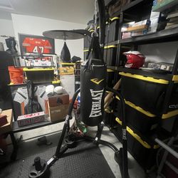 Everest Boxing Station