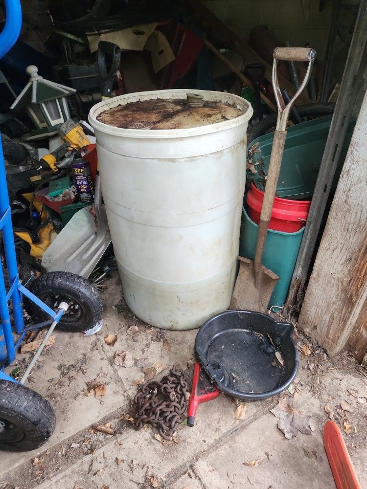 Oil Container