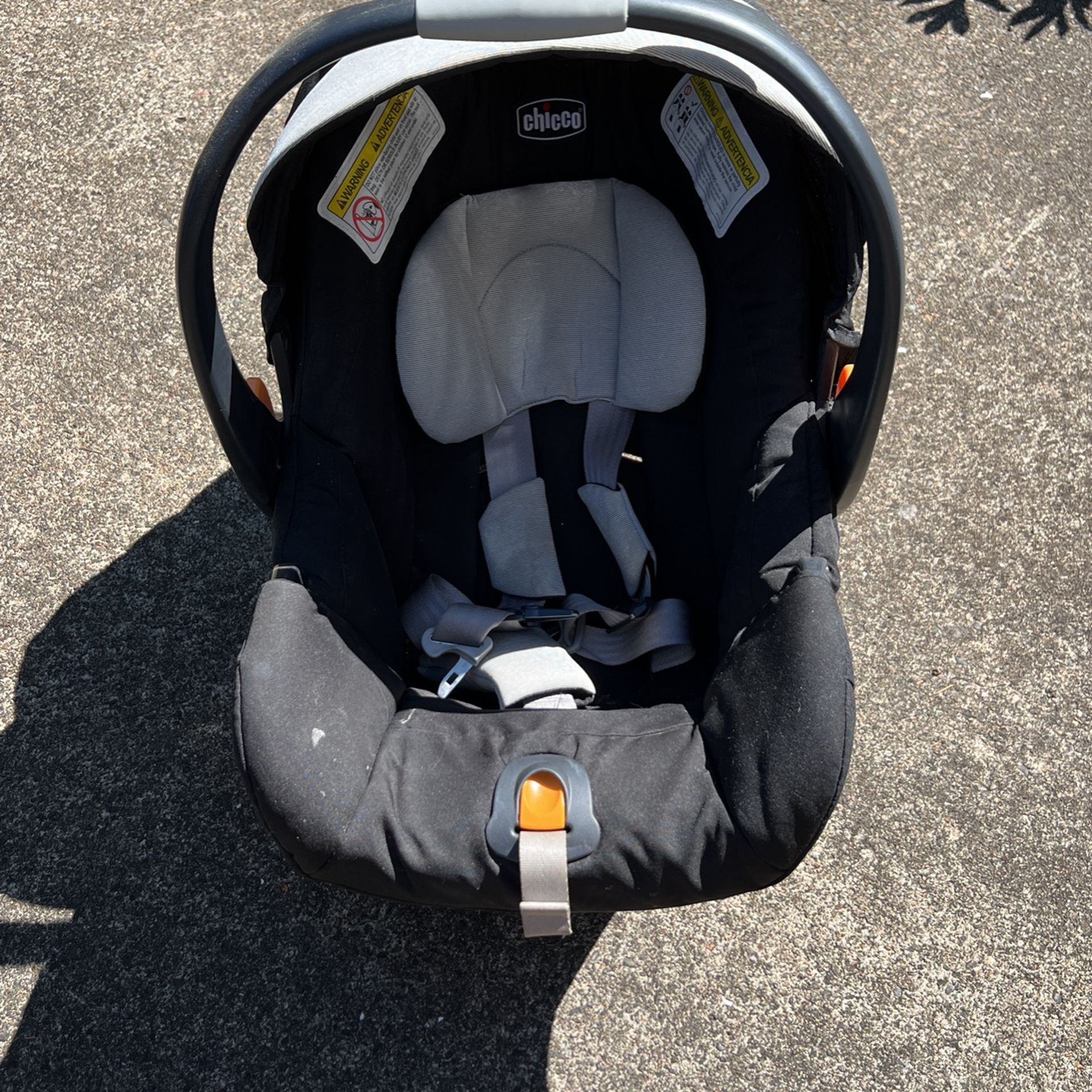 Britax Chicco Infant Carseat