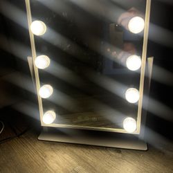 Small Vanity Mirror LED Lights