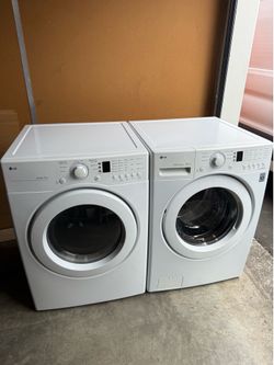 LG Washer & Dryer Set