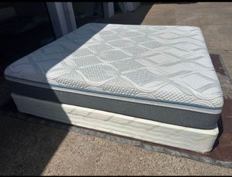 Brand New King 👑 Mattress available in stock