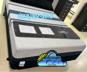 Queen memory foam mattress and Boxspring bed set new Colchon y tambor nuevo