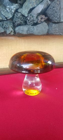 Vintage mid century pilgrim amberina glass mushroom