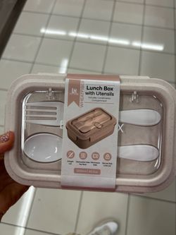 NWT Wheatfiber Lunch Box with Utensils