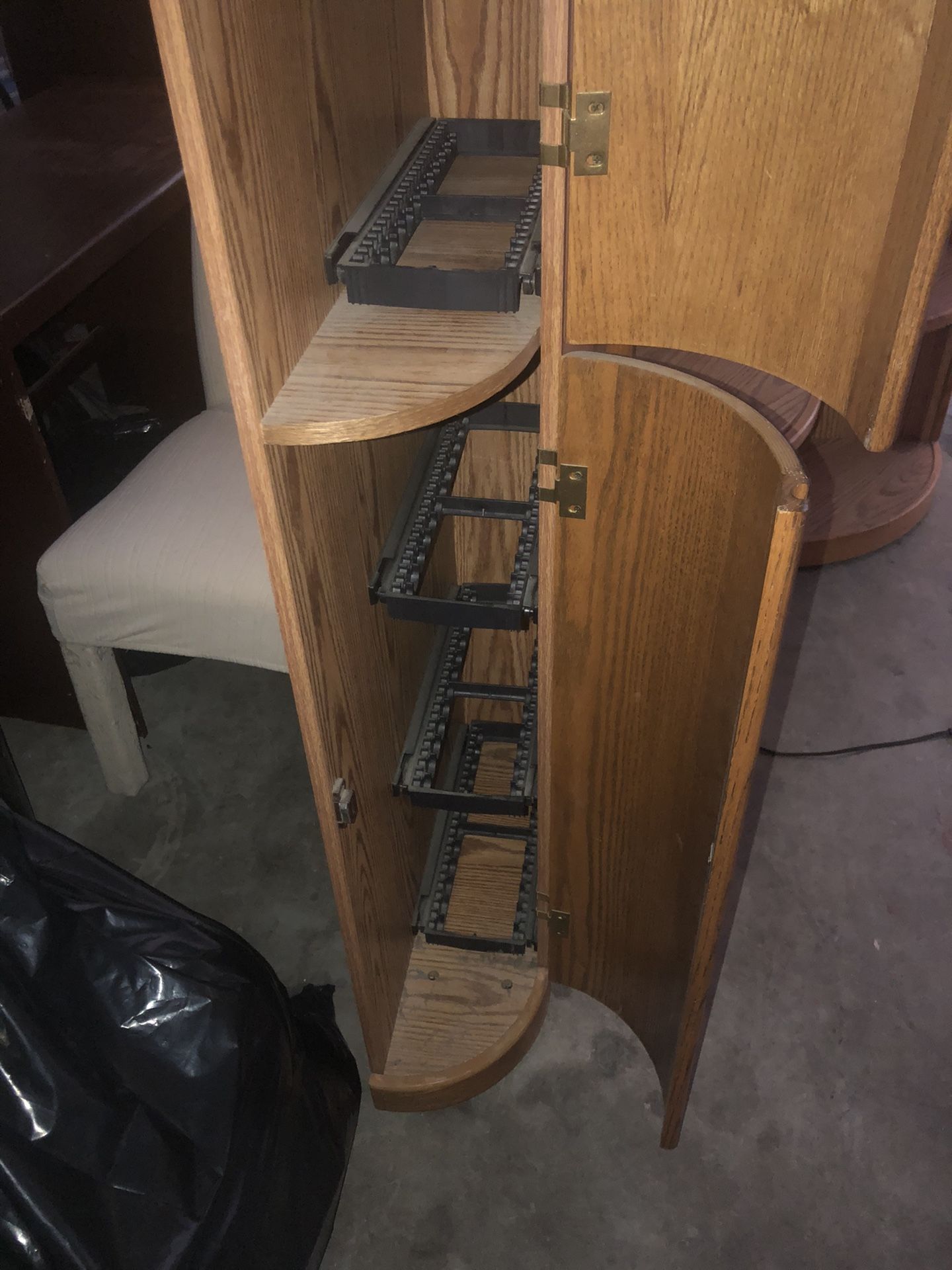 Entertainment center