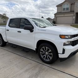 2020 Chevy SILVERADO 