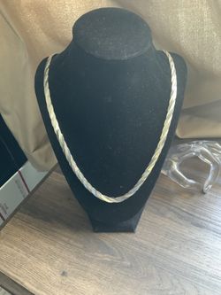 Vintage Sterling Silver Necklace 