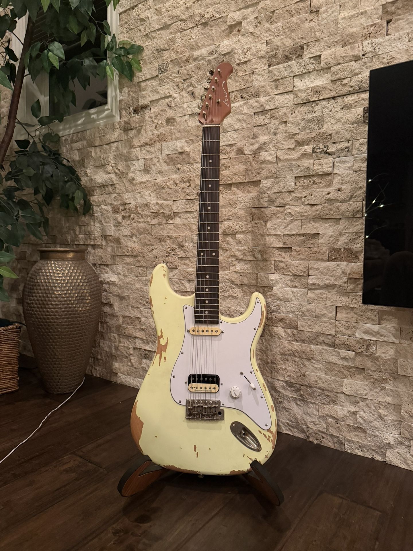 AIO S3 Electric Guitar - Relic Olympic  White (Rosewood Fingerboard) | MODIFIED + ORIGINAL PARTS INCLUDED 