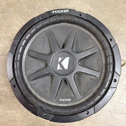 Kicker C12 comp