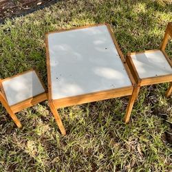 Children's Table 