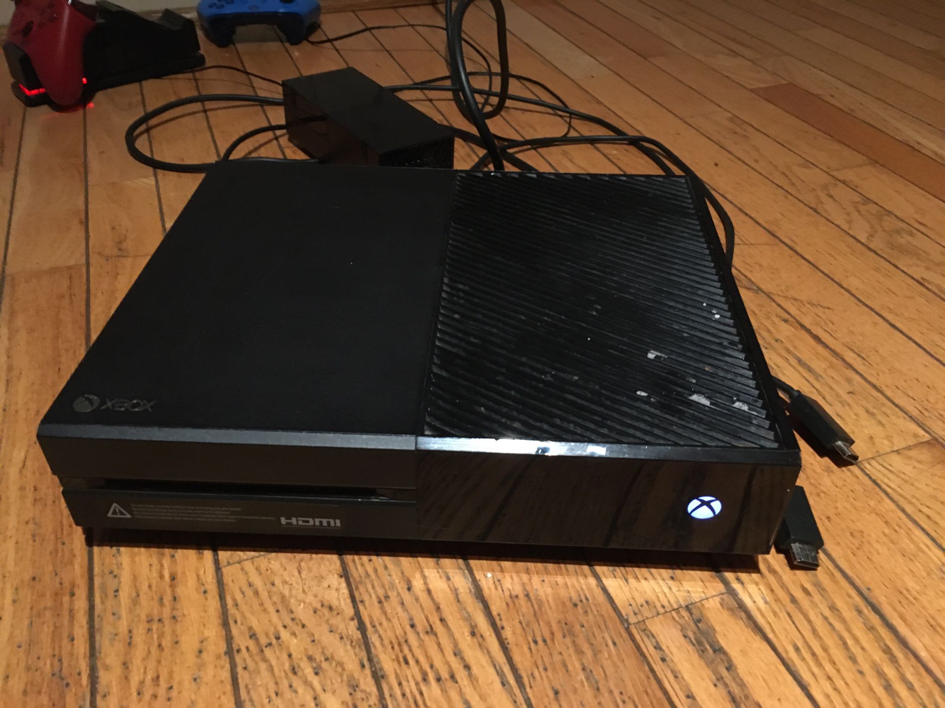 Xbox One for sale 200 cash for the whole set
