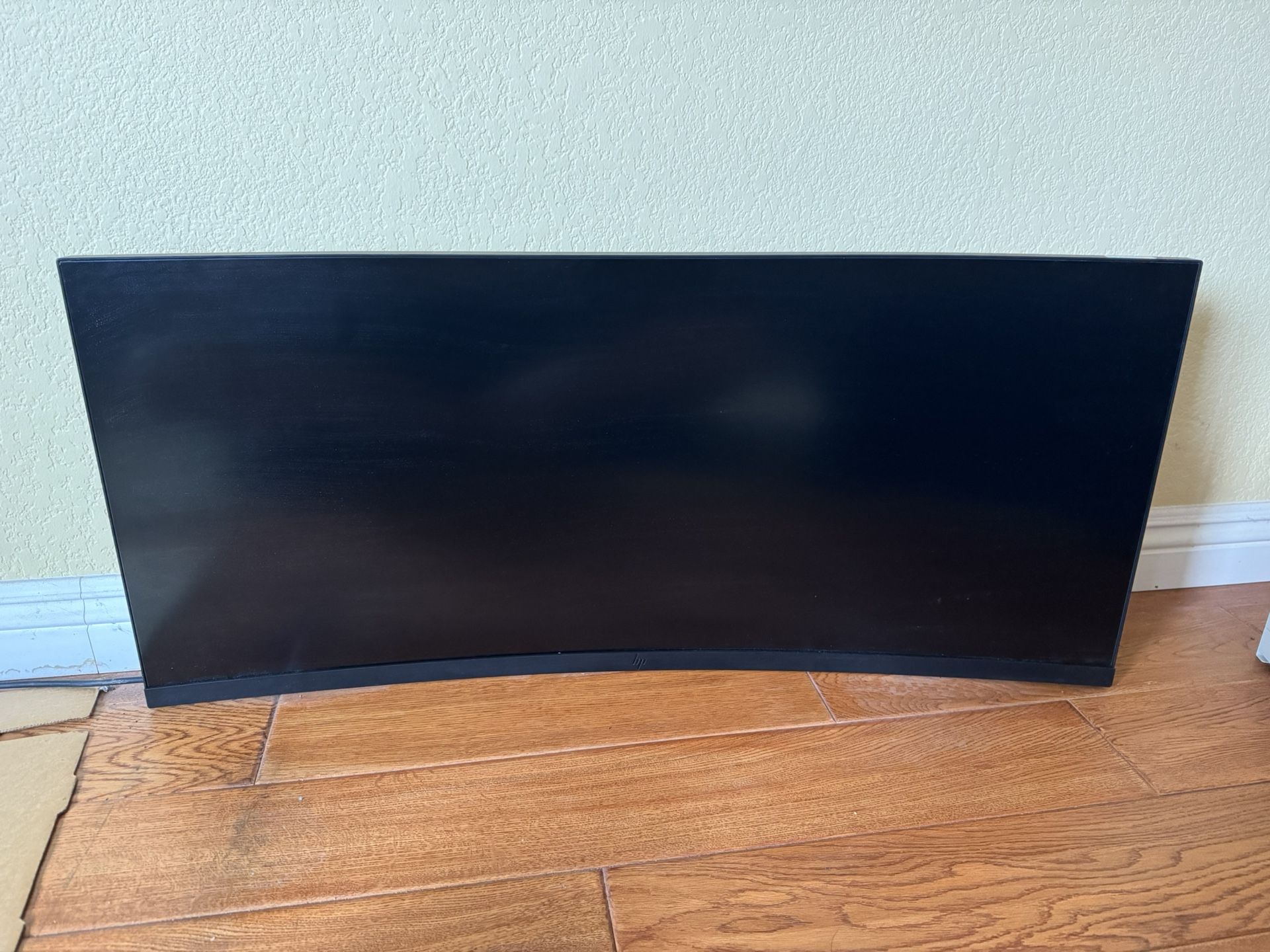 HP Z38C 37.5 Inch Curved Monitor