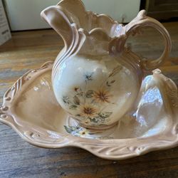 "Vintage 'Amelia' wash basin and pitcher set, iridescent glaze, floral 
