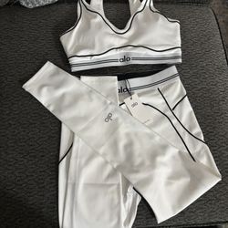 White Alo Yoga set M
