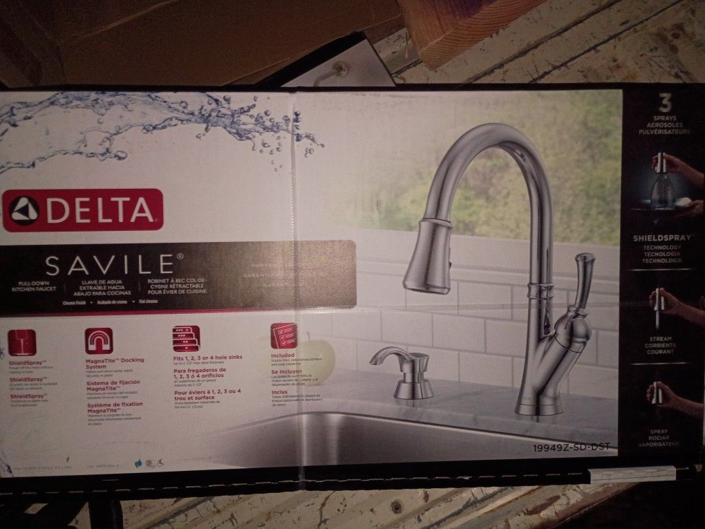 Delta Savile Chrome