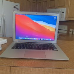 Apple MacBook Air i5 macOS Big Sur 2020