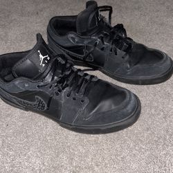 Air Jordan 1 Low ‘Triple Black Retro’ Men’s Size 10