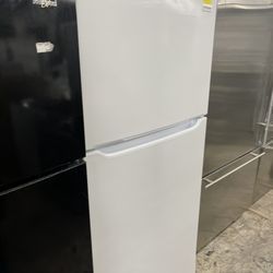Frigidaire Top And Bottom In White New Open Box