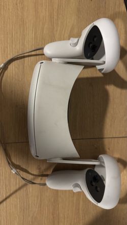 Meta Quest 2 headset & controllers