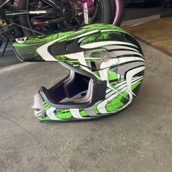 Bilt Snowmobile/Dirtbike Helmet 