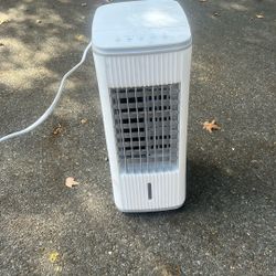 Water Humidifier-only Used 3 Times