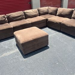 Sectional Couch With Ottum 🔥🚚