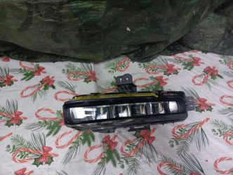 2021-25 Jeep Grand Cherokee Left Fog Light