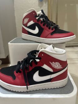 Woman's 8.5 air Jordan 1 mid gym red black
