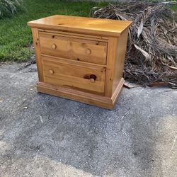 Dresser/ End Table