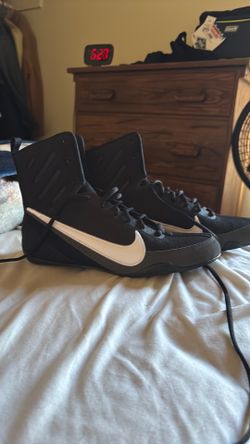 Nike boxing shoes