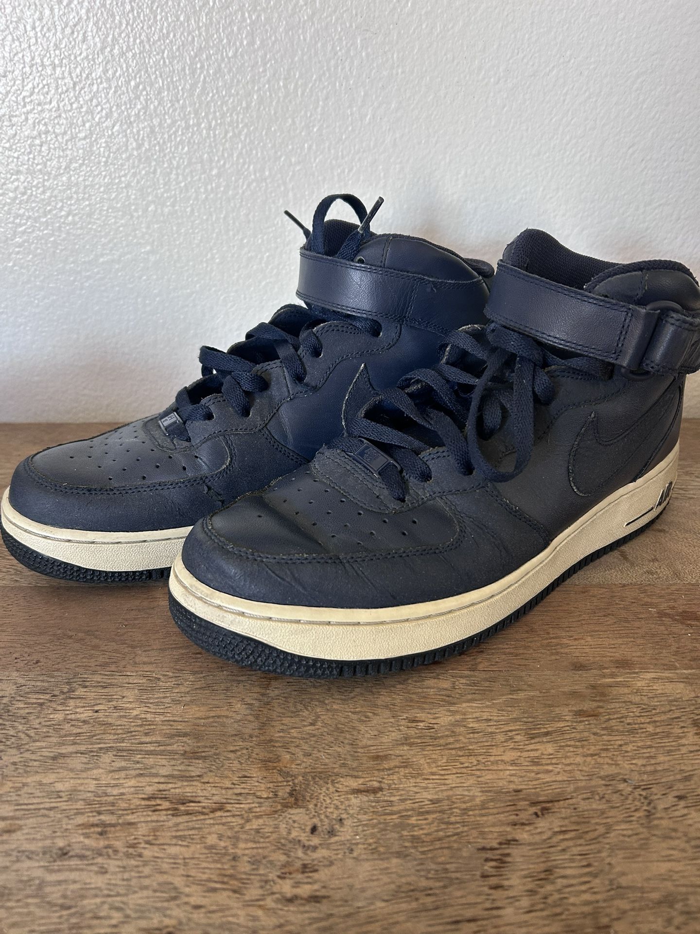 Nike Air Force 1 High '82 Mens Size 9.5 Blue White Gum Athletic Shoes Sneakers