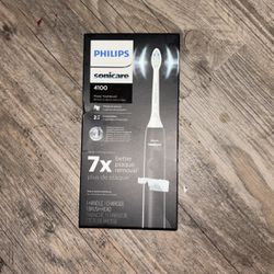 Phillips Sonicare Toothbrush 
