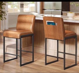 Set of 4 Bar stools ( 26 inch seat high)