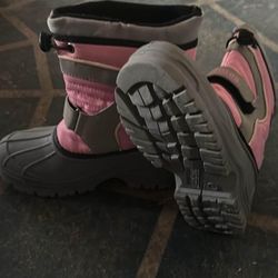 Totes Girl Snow Boots 