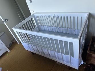 Convertible Child’s Bed Crib