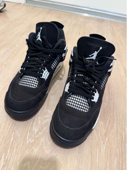 Jordan 4s white thunder size 10