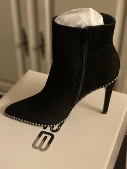 Size 5.5. Brand new. $20