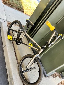 Mongoose BMX Bike Gray and Yellow
