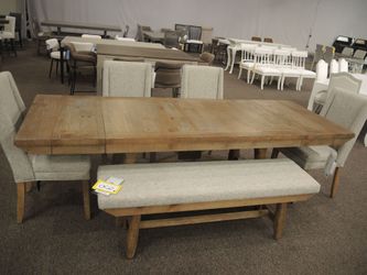 Steve Silver Riverdale Dining Table - Light Distressed Driftwood