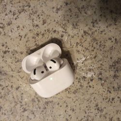 Really California Apple Store Ear Pods