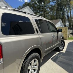 2009 Nissan Armada