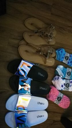 Women's new shoes/socks