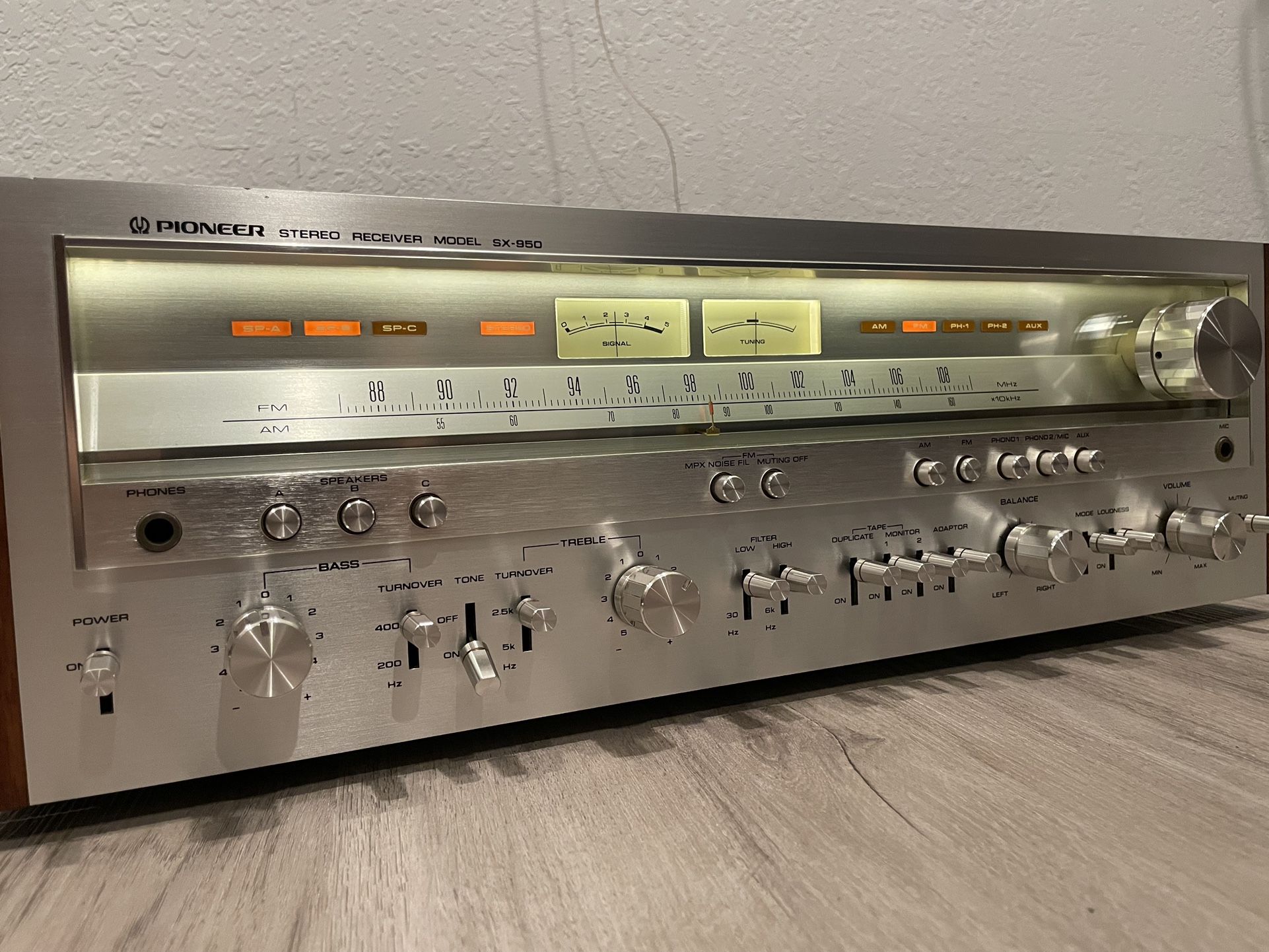 Pioneer SX-950 Stereo Receiver 
