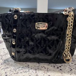Black and Gold Michael Kors Shoulder Bag AV-1410