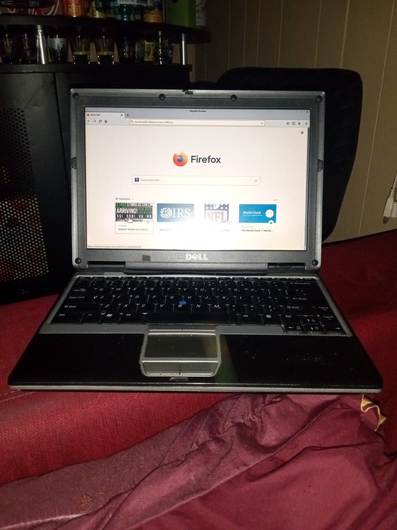 Laptops Times Three 1 HP Compact Windows 10 1 Acer Windows 10 1 Dell Linux